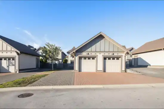 16476 24a Avenue - photo 3 of 5
