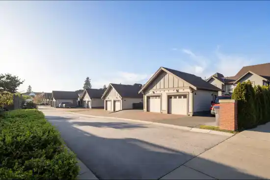 16476 24a Avenue - photo 4 of 5