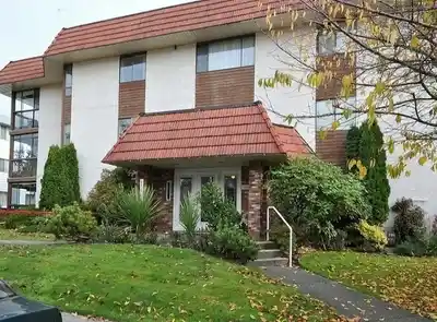Discover Kitchner in Grandview Surrey — Building Guide & Listings