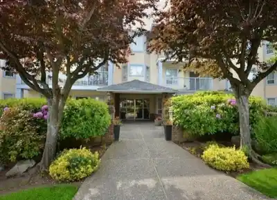 Discover Arista in Grandview Surrey — Building Guide & Listings
