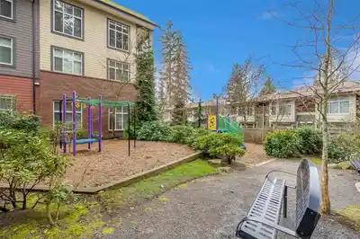 Discover Elgin Oaks III in King George Corridor — Building Guide & Listings