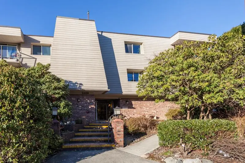 Discover Azure II in Grandview Surrey — Building Guide & Listings