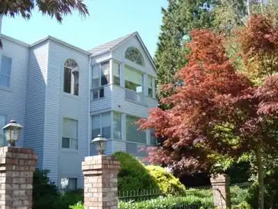 New Listings in Sunnyside Park Surrey — August 2026