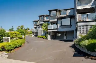Discover Avra in White Rock — Building Guide & Listings