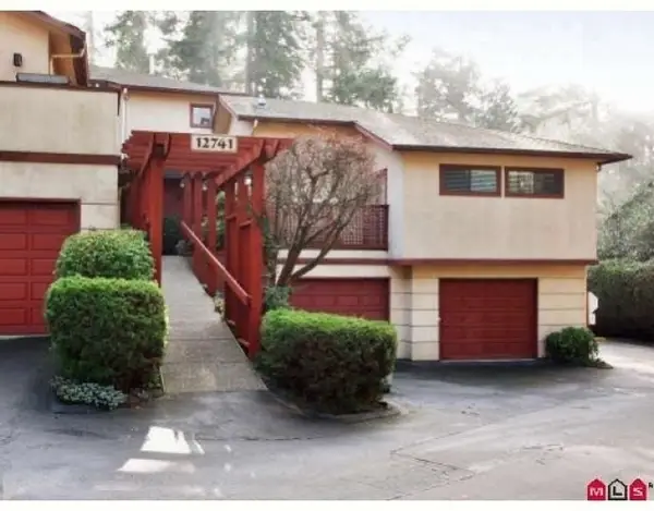 Ocean Park Courtyards