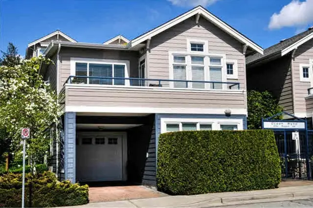 Discover Bishops Green in Sunnyside Park Surrey — Building Guide & Listings