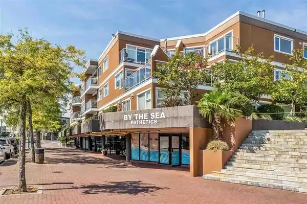 Discover Cambridge 2 in King George Corridor — Building Guide & Listings