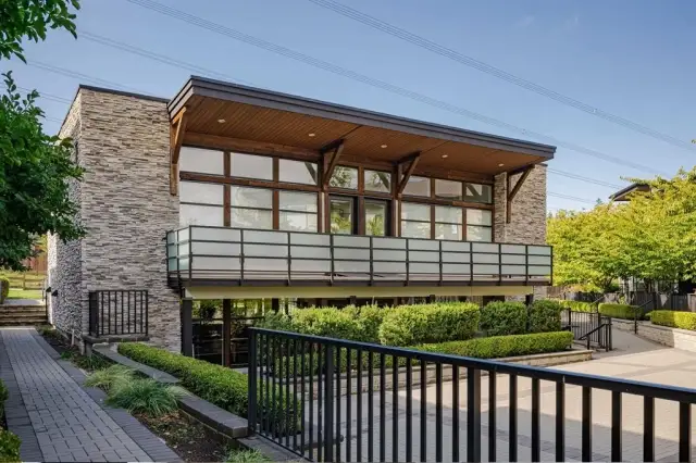 Discover Kumaken in Sunnyside Park Surrey — Building Guide & Listings