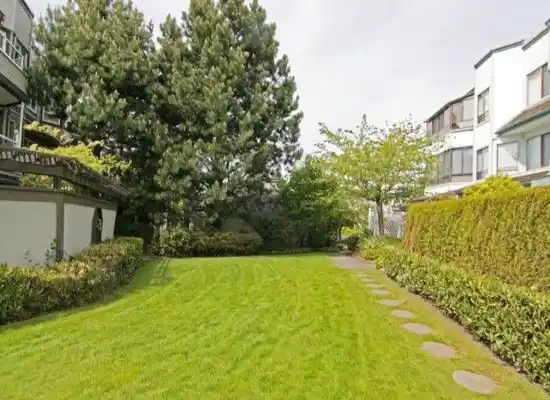 Southmere Mews II - photo 4 of 9