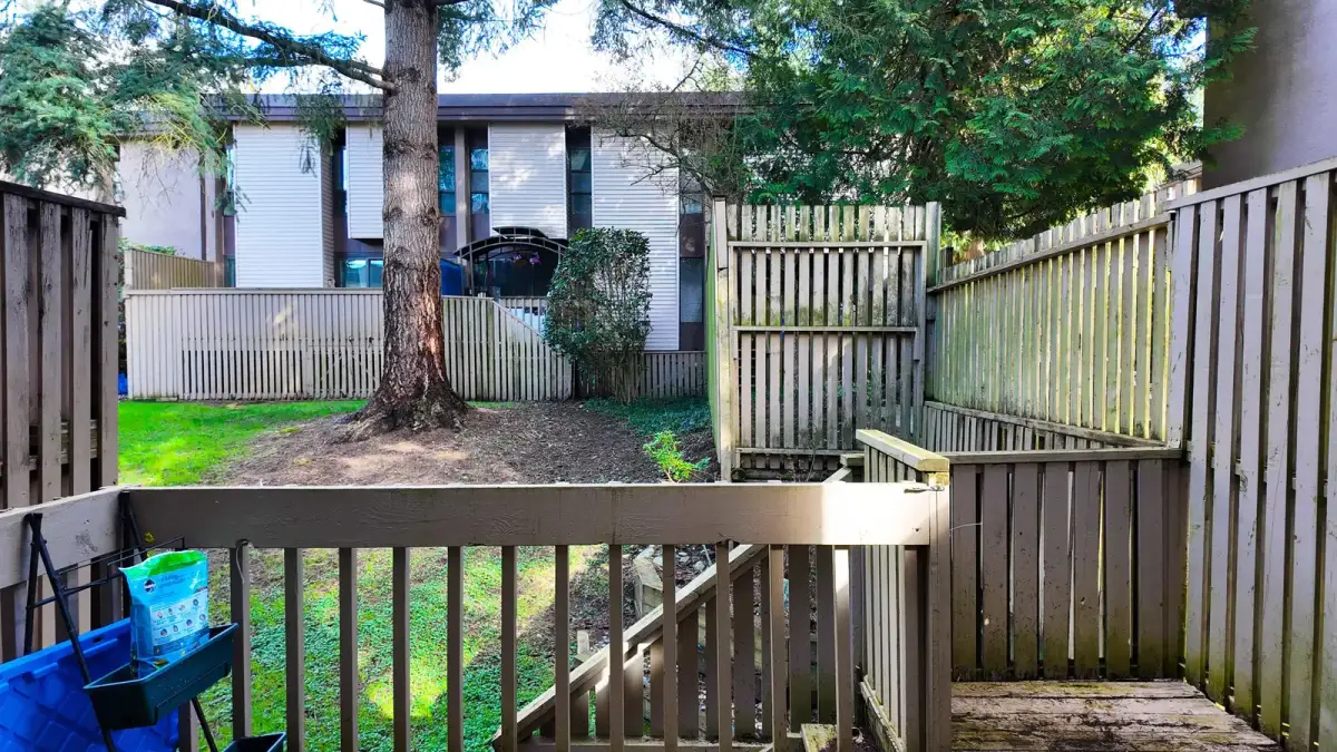 New Listings in Sunnyside Park Surrey — April 2026