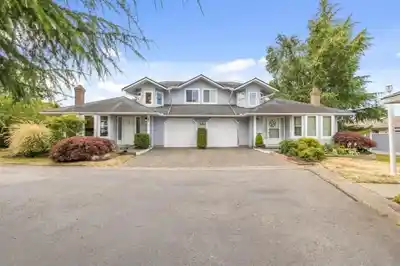 Discover Belcroft in Grandview Surrey — Building Guide & Listings