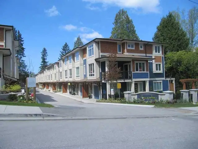 Discover Bishop Hill in White Rock — Building Guide & Listings