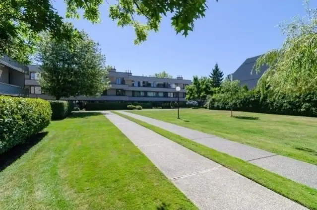 Discover 4 on Fir Street in White Rock — Building Guide & Listings