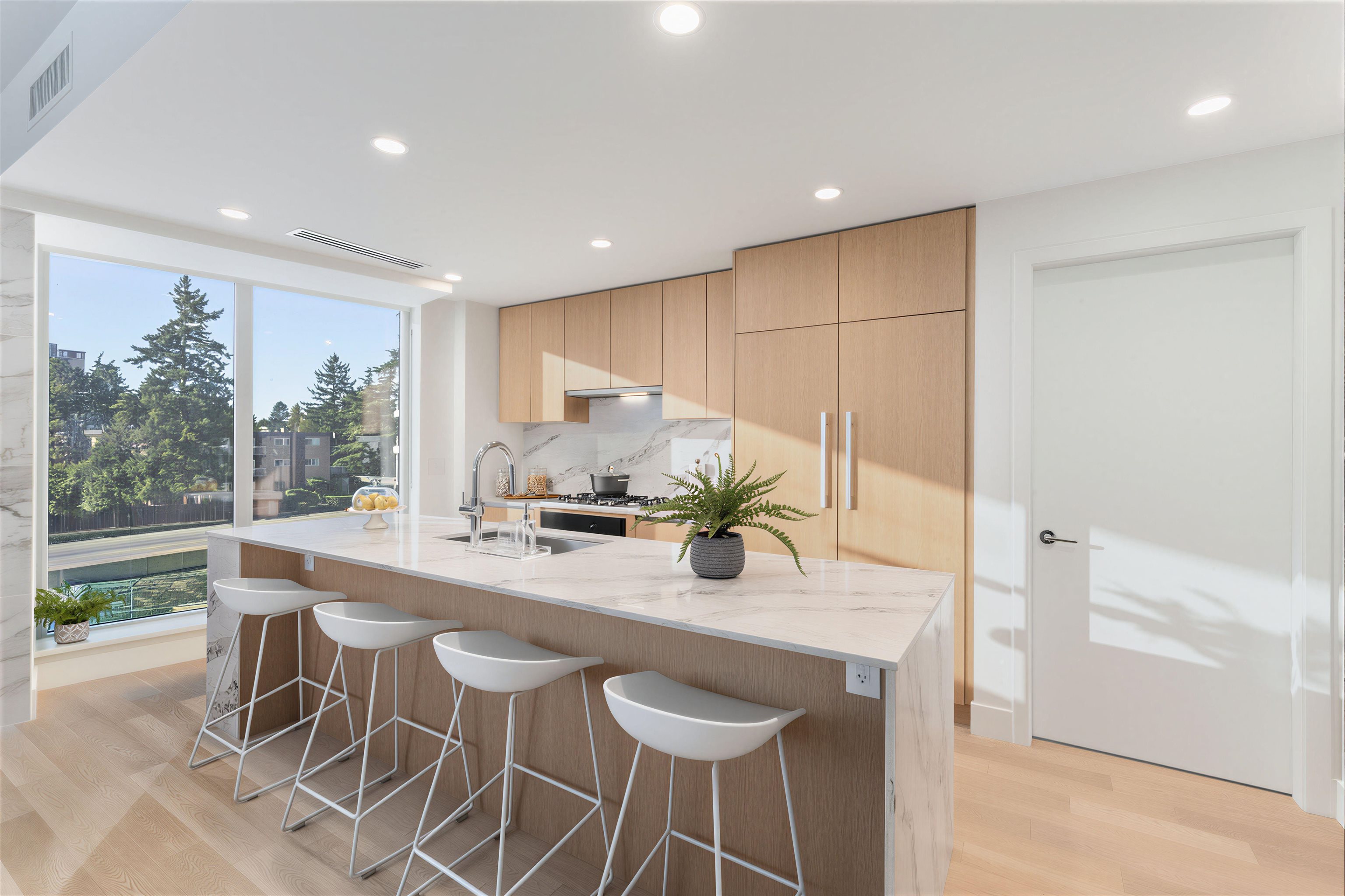 1475 Foster Street - photo 2 of 11