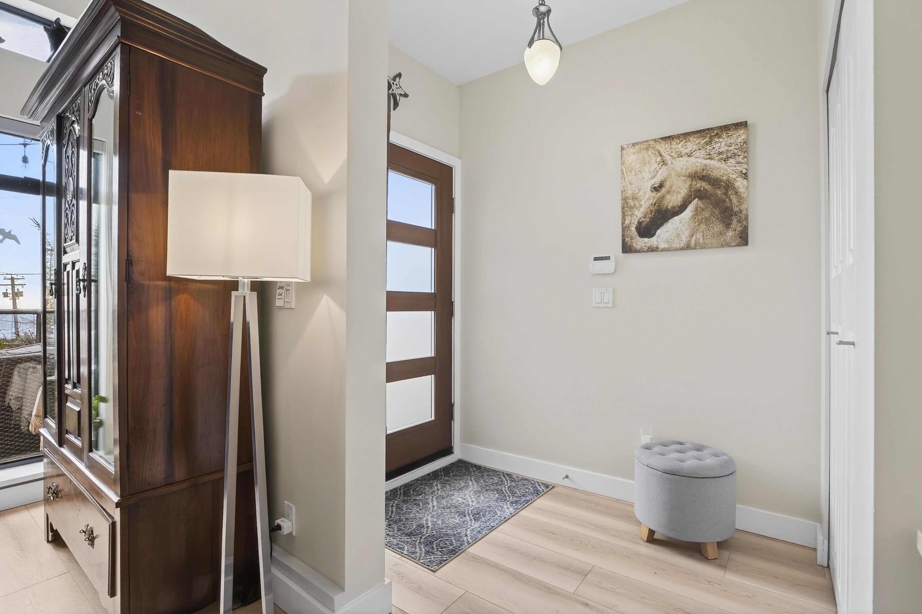 812 Maple Street - photo 4 of 20