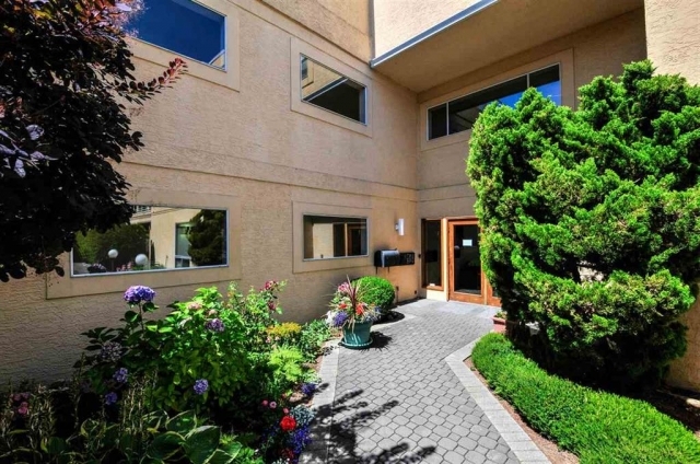 Ambassador - photo 4 of 7