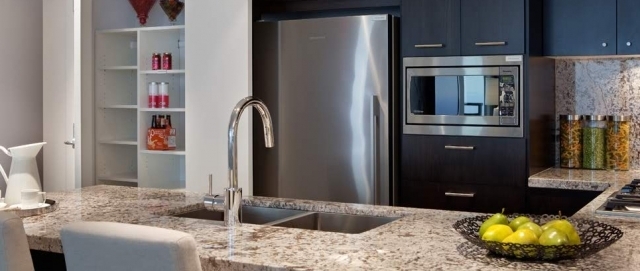 Avra - photo 4 of 14