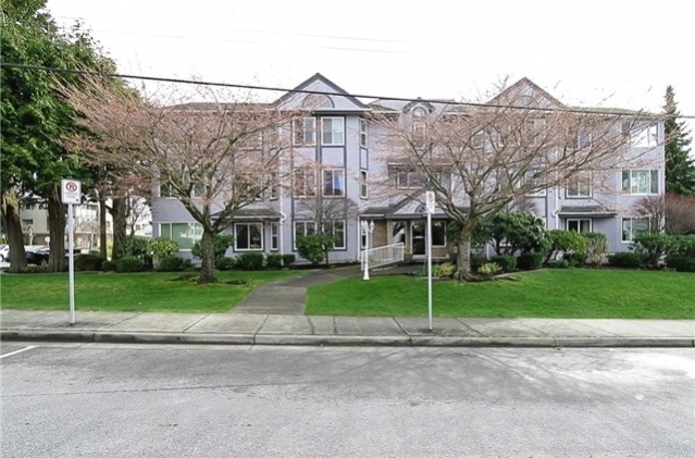 Chatsworth Manor - photo 4 of 4