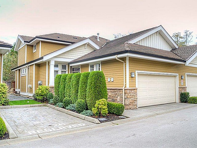 Elgin Pointe - photo 2 of 5