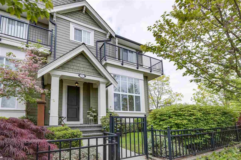 Gateway - photo 2 of 4