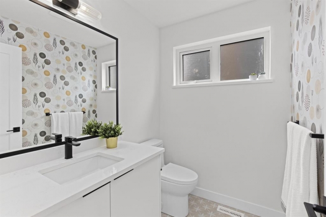 Glenmont - photo 2 of 21