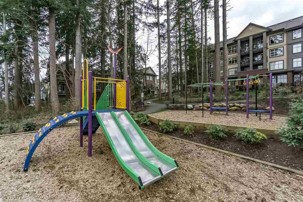 Heights Condos - photo 3 of 3