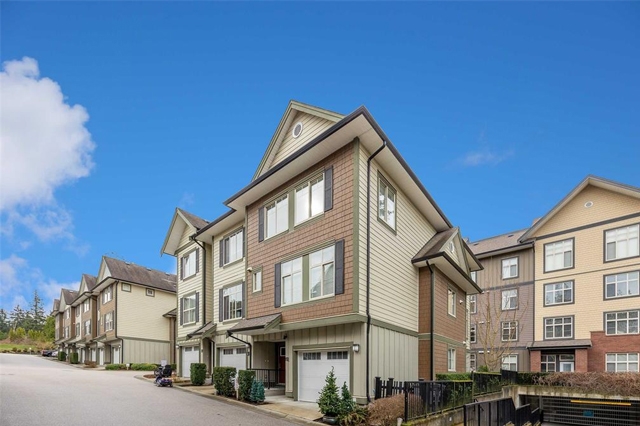 Heights Townhomes - photo 2 of 5