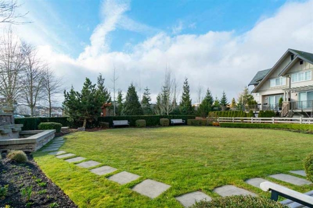 Highland Park - photo 2 of 9