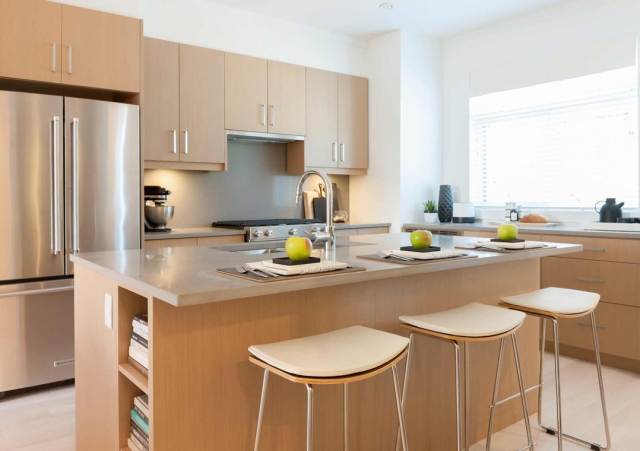 Hudson - photo 3 of 8