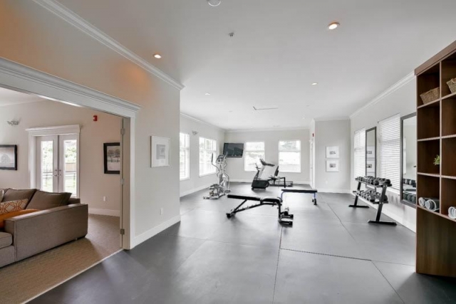 Jacobsen - photo 4 of 16