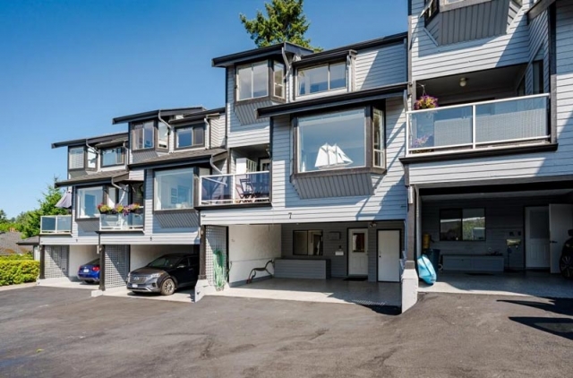 Mainsail - photo 2 of 3