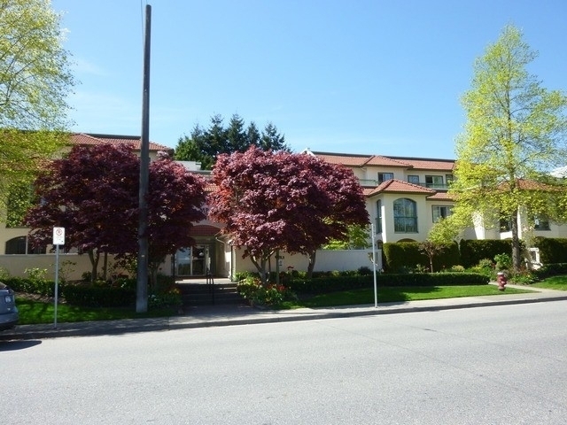 Monticello Place - photo 2 of 3