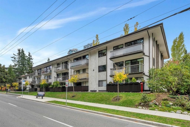 North Bluff Village - photo 4 of 6