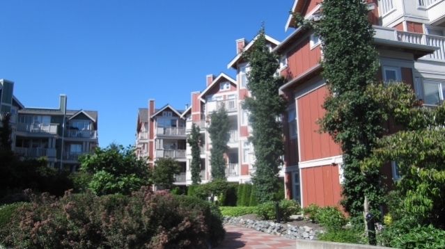 Ocean Bay Villas - photo 2 of 7