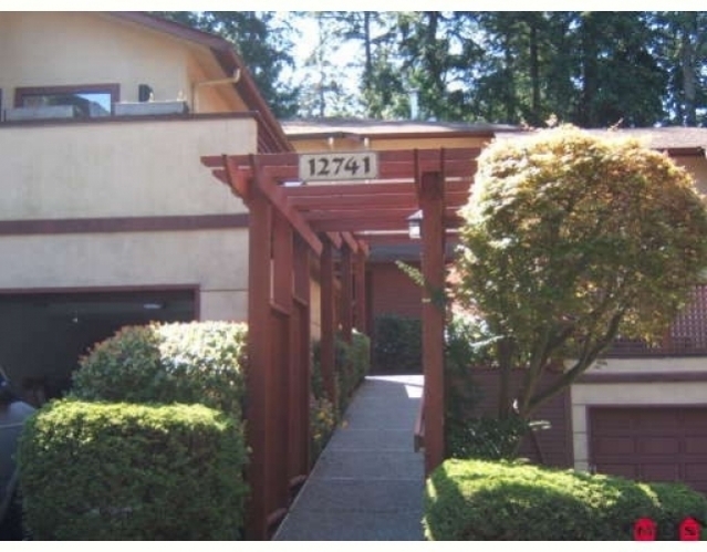 Ocean Park Courtyards - photo 3 of 9