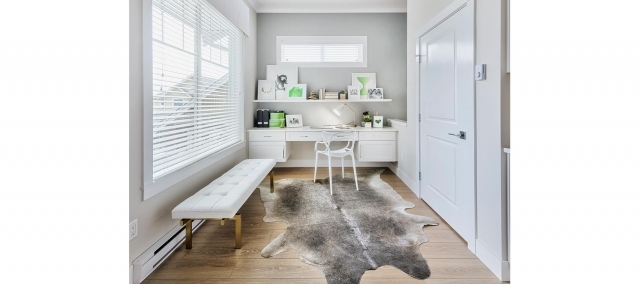 Olivia - photo 4 of 10