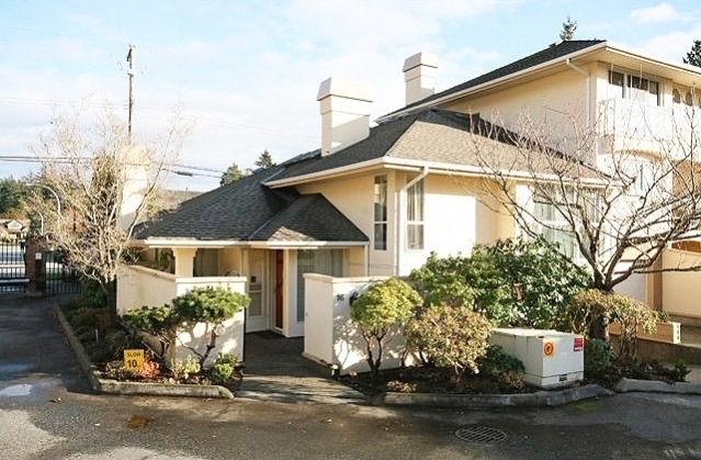 San Juan Gate - photo 3 of 7