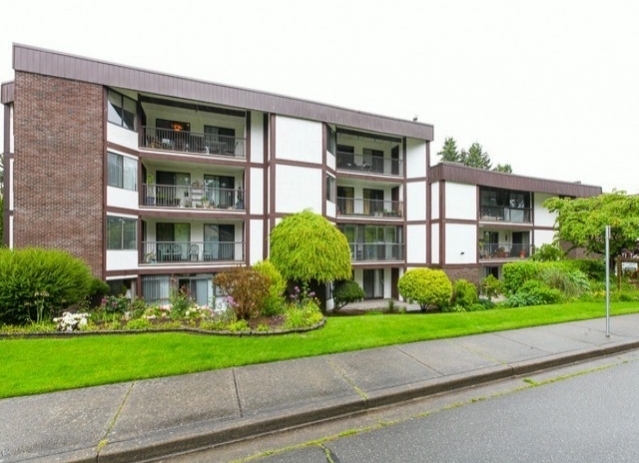 Sandhurst on Vidal - photo 2 of 6