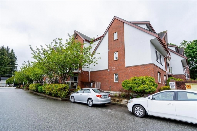 Semiahmoo Court - photo 3 of 8