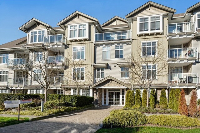 Semiahmoo Place - photo 4 of 5