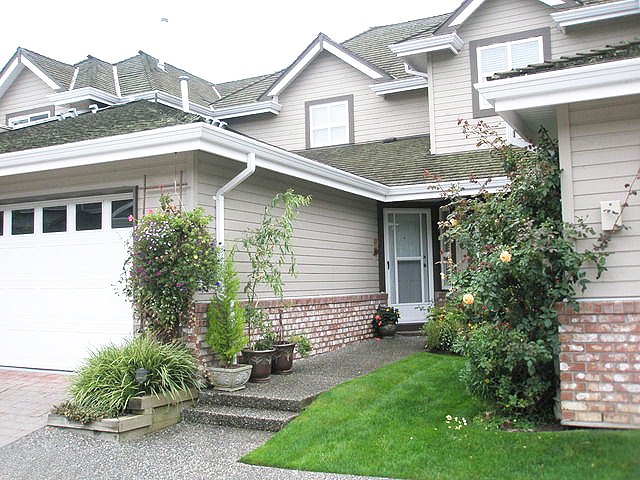 South Hampton - photo 2 of 2