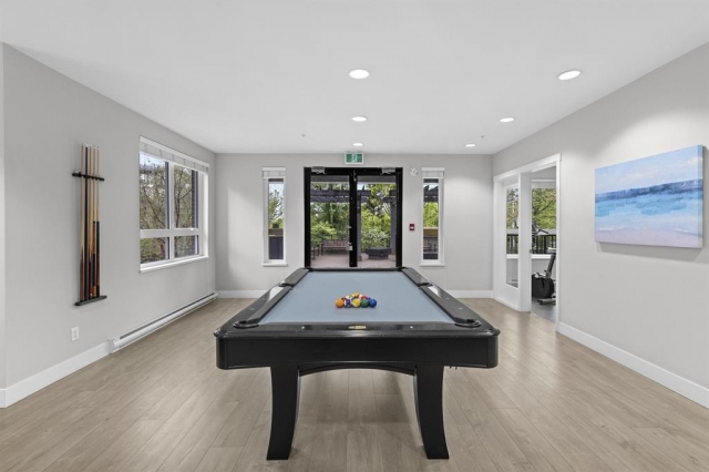 South Point Walk Condos - photo 3 of 8