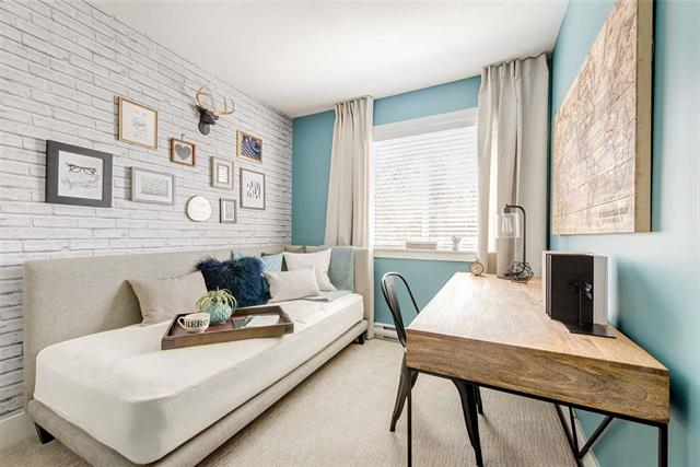 South Point Walk Townhomes - photo 2 of 16