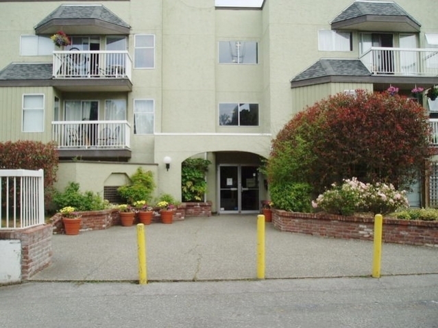 Southmere Place - photo 3 of 3