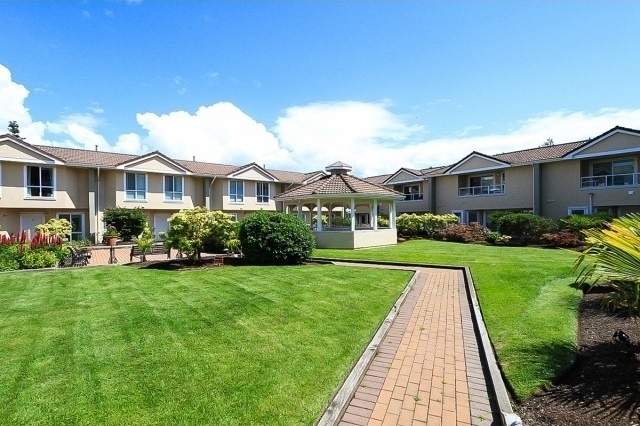 Southport - photo 2 of 17