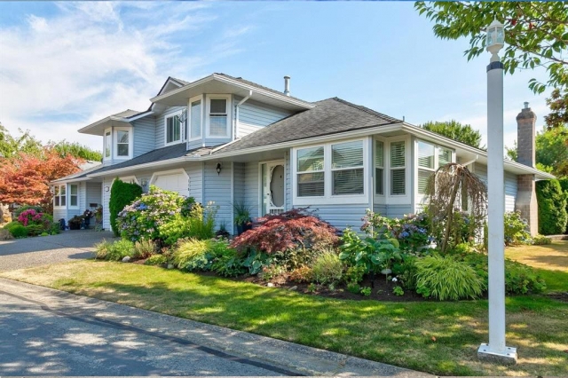 Tiffany Lane - photo 4 of 5