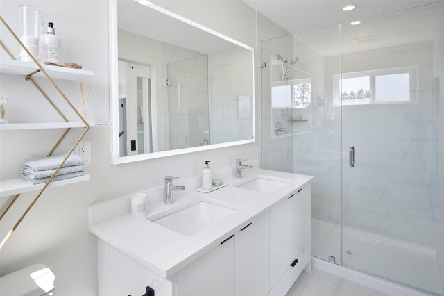 Veza - photo 3 of 16