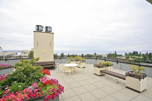 White Rock Square 1 - photo 2 of 6