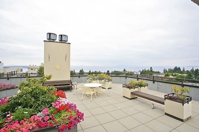 White Rock Square 2 - photo 2 of 6