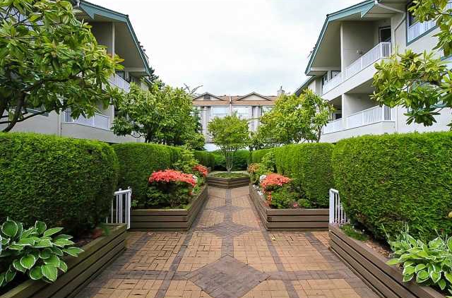 Windsor Court - photo 2 of 5